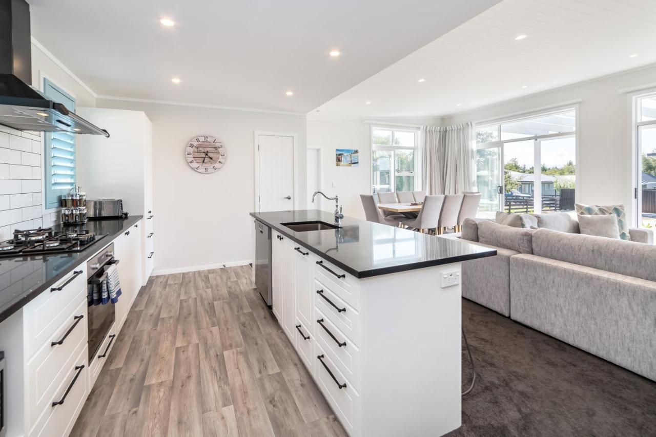 Blue Bungalow Martinborough Ngoại thất bức ảnh