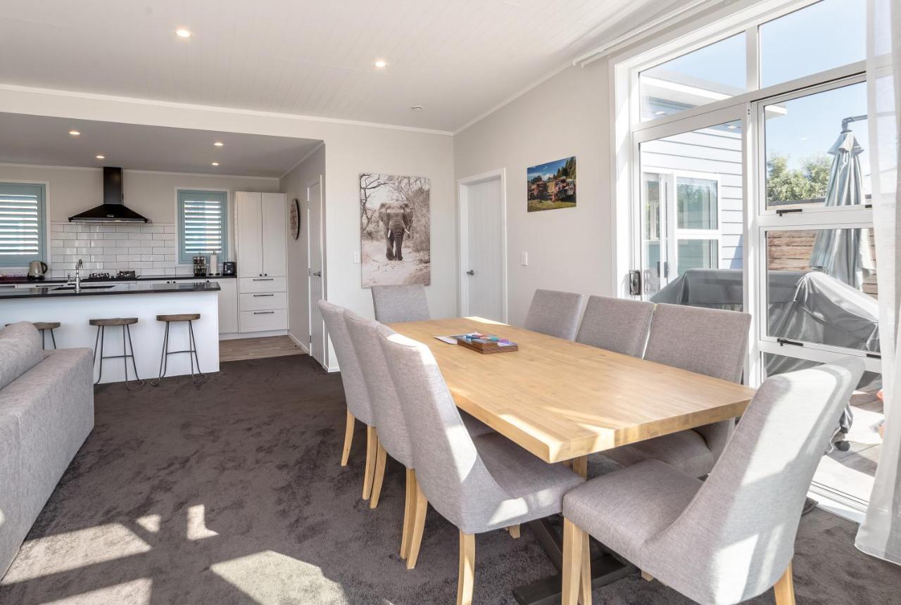 Blue Bungalow Martinborough Ngoại thất bức ảnh